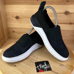 Under Armour Black and White Women's Sneakers